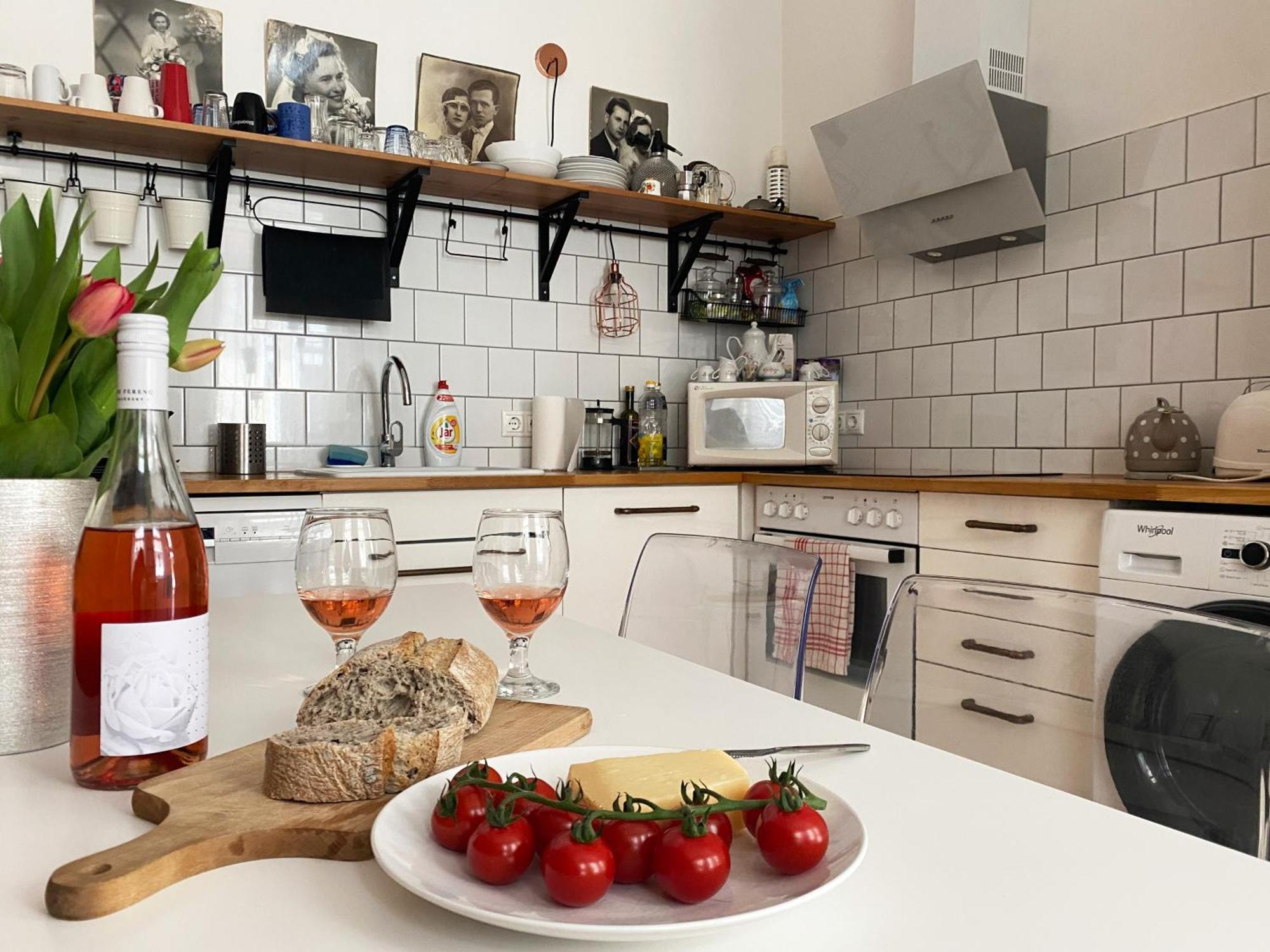 Nice "Trabi" Apartment In The City — Photos 1